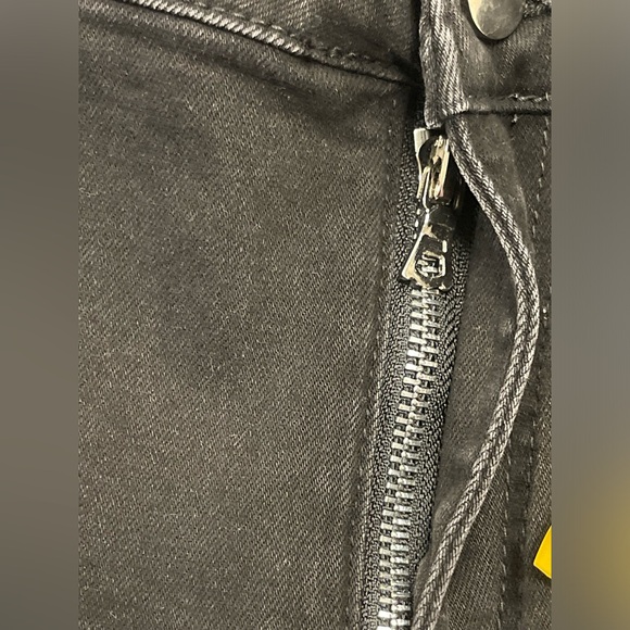 NWT Amiri Varsity Patch Logo Men's Black Distressed Jeans Size 38 - Picture 6 of 9